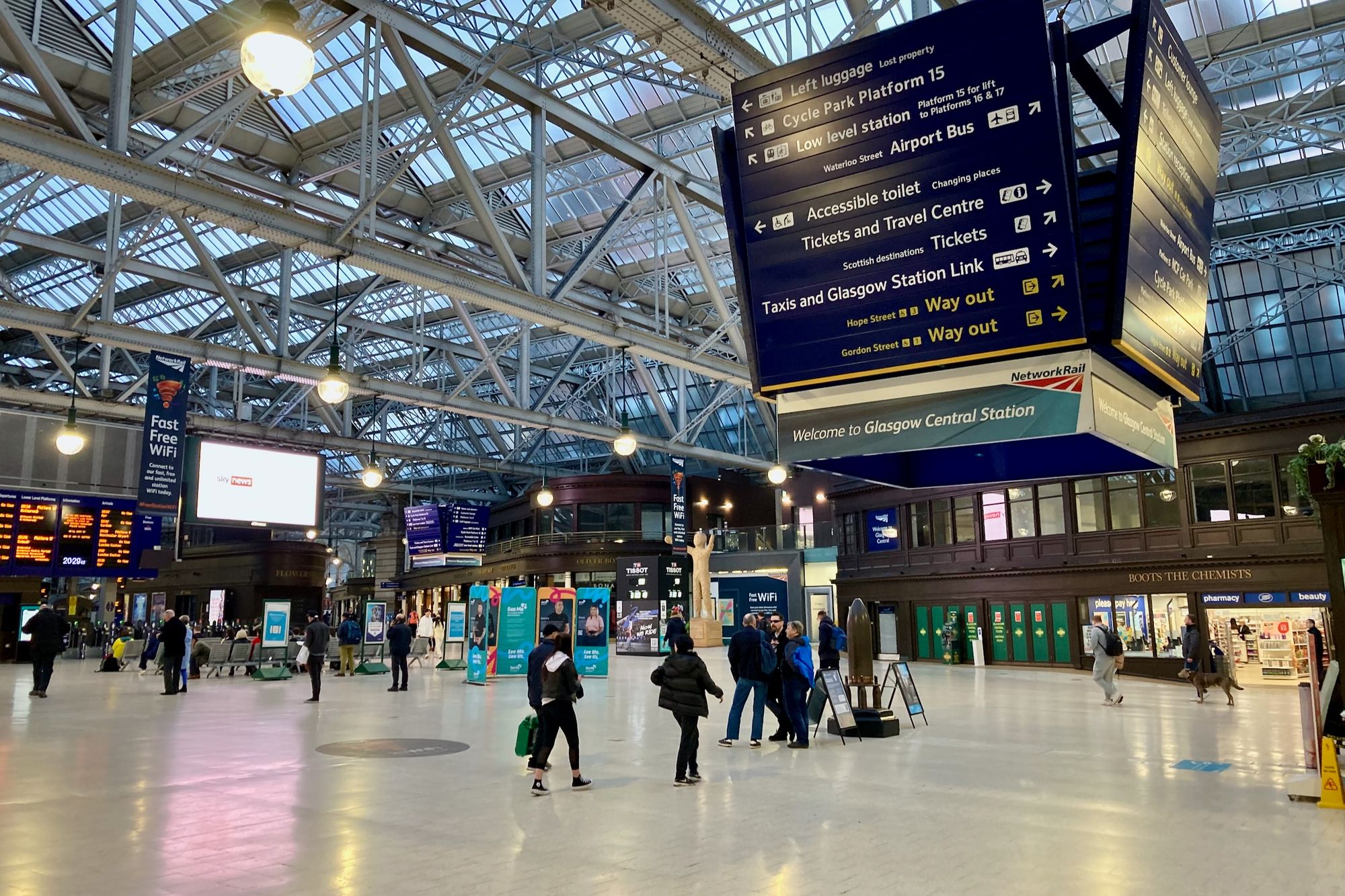 Bild: Bahnhof Glasgow Central