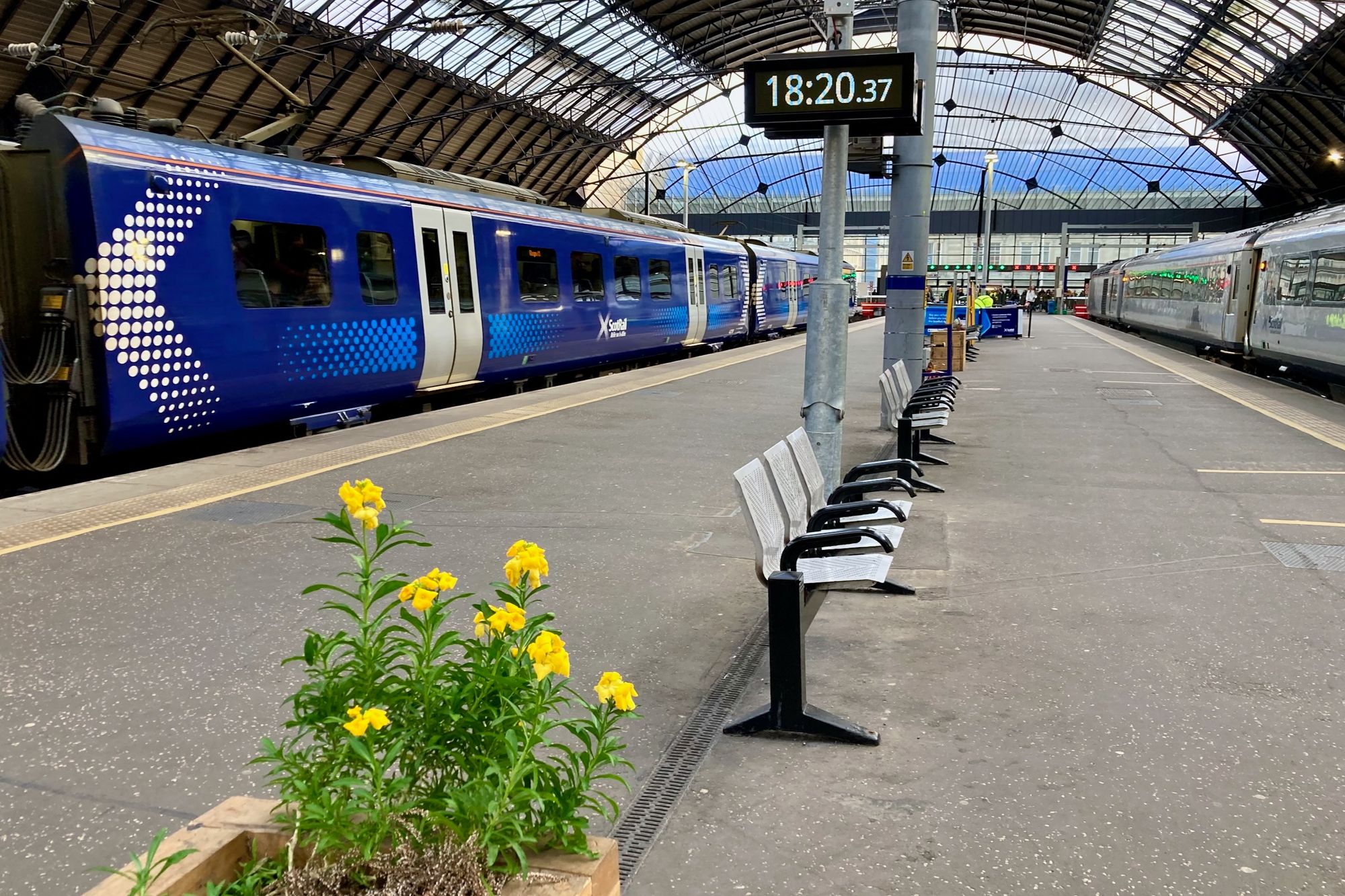 Bild: Bahnhof Glasgow Queen Street