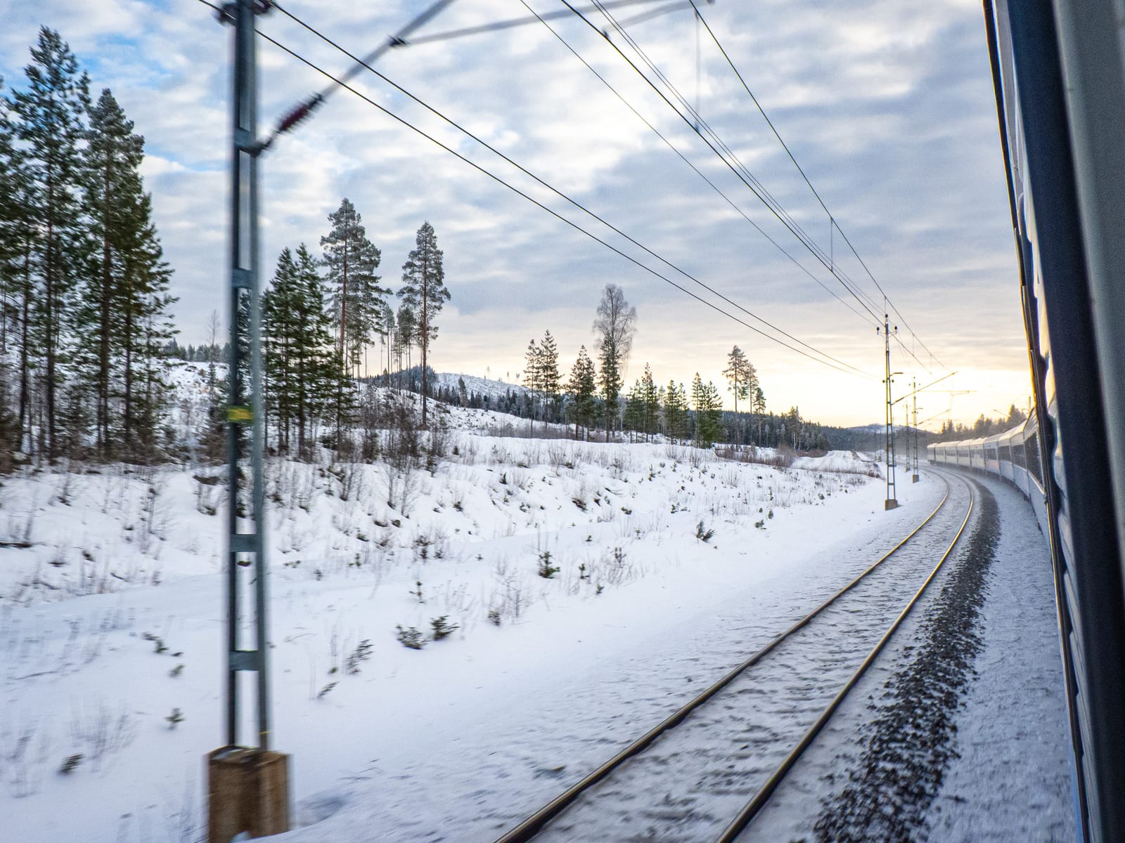 Wie ich einmal im eigenen Schlafwagen durch Eis und Schnee fuhr