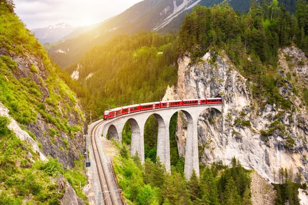 Rhätische Bahn in der Schweiz